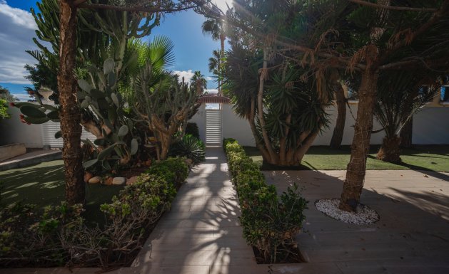 Reventa - Villa - Ciudad Quesada - Dona Pepa