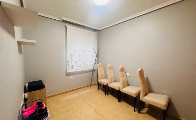 Herverkoop - Apartment - Almoradí