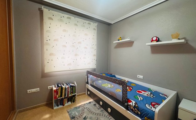 Herverkoop - Apartment - Almoradí