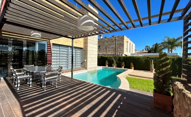 Herverkoop - Detached House / Villa - Orihuela Costa - Dehesa de Campoamor