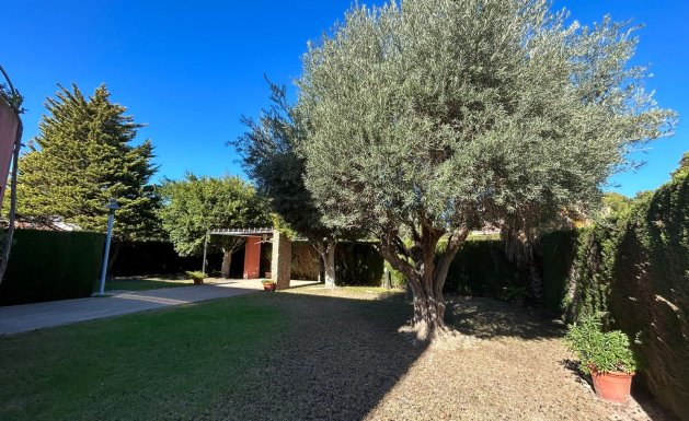 Herverkoop - Detached House / Villa - Orihuela Costa - Dehesa de Campoamor