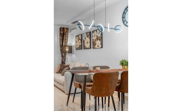 Herverkoop - Apartment - Torrevieja - Playa del Cura