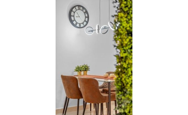 Herverkoop - Apartment - Torrevieja - Playa del Cura