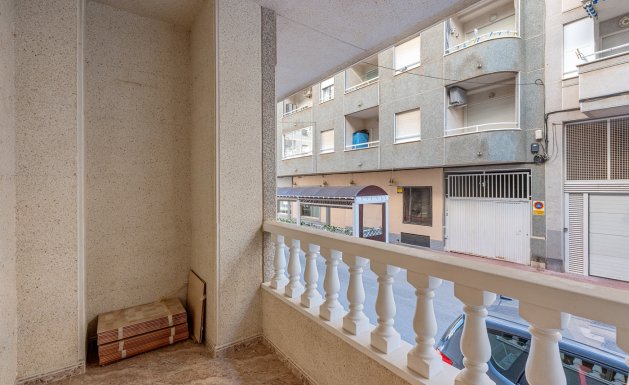 Herverkoop - Apartment - Torrevieja - Playa del Cura