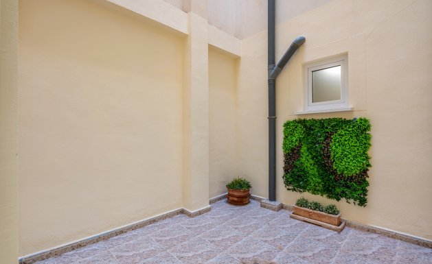 Herverkoop - Apartment - Torrevieja - Playa del Cura