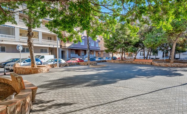 Herverkoop - Apartment - Torrevieja - Playa del Cura