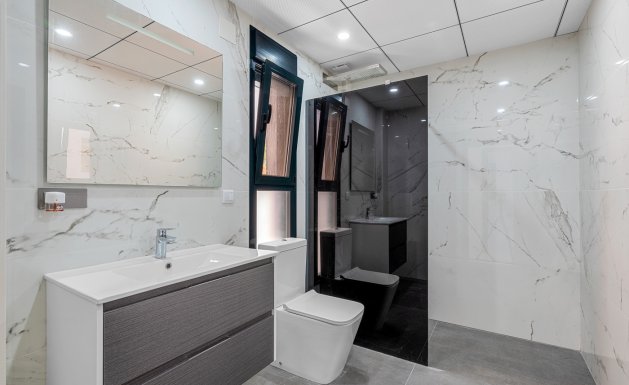 Resale - Villa - Orihuela Costa - Campoamor