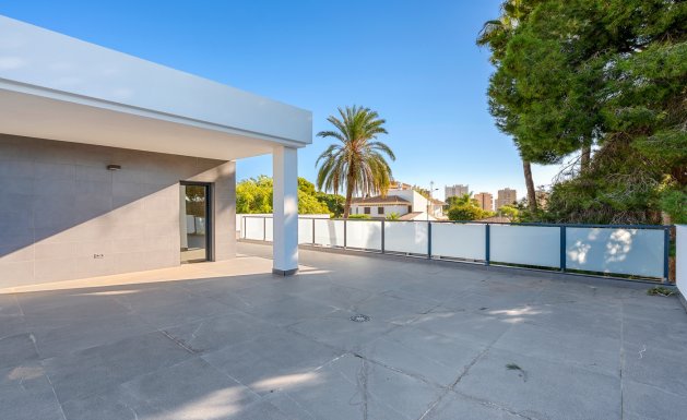 Resale - Villa - Orihuela Costa - Campoamor