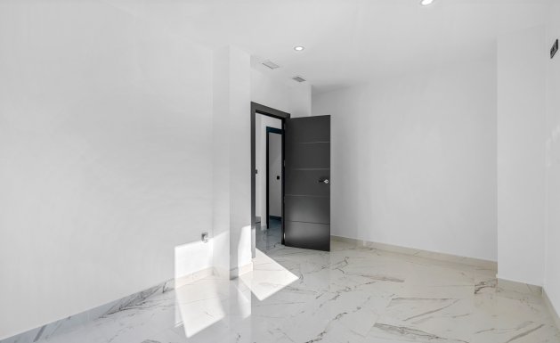 Resale - Villa - Orihuela Costa - Campoamor