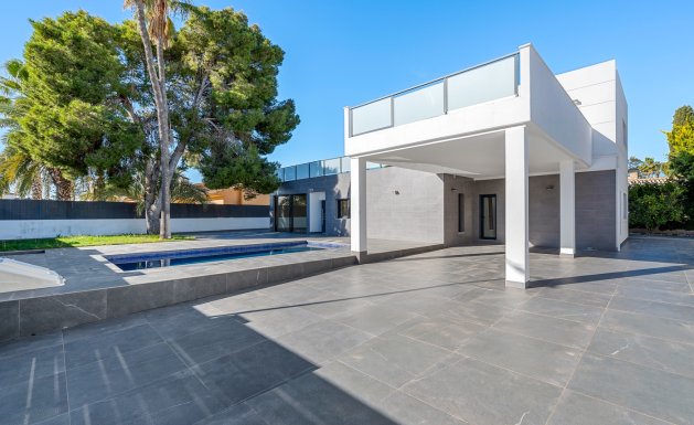 Resale - Villa - Orihuela Costa - Campoamor