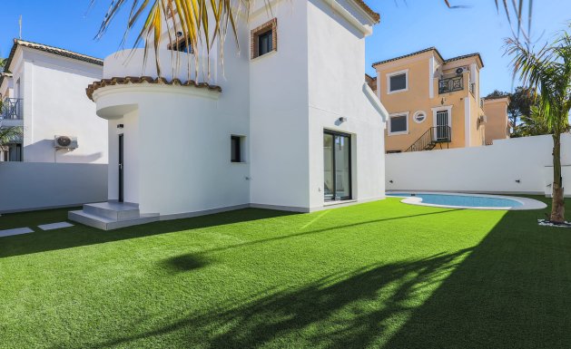 Obra nueva - Villa - Orihuela Costa