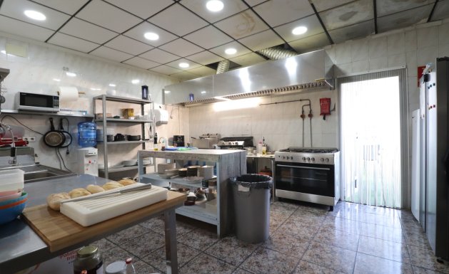 Herverkoop - Reclame - Formentera del Segura - Formentera - Village