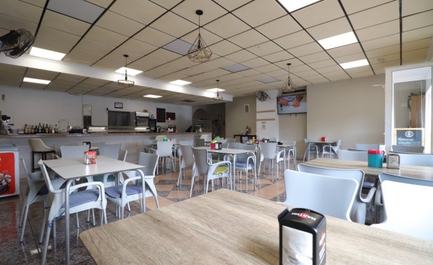 Herverkoop - Reclame - Formentera del Segura - Formentera - Village