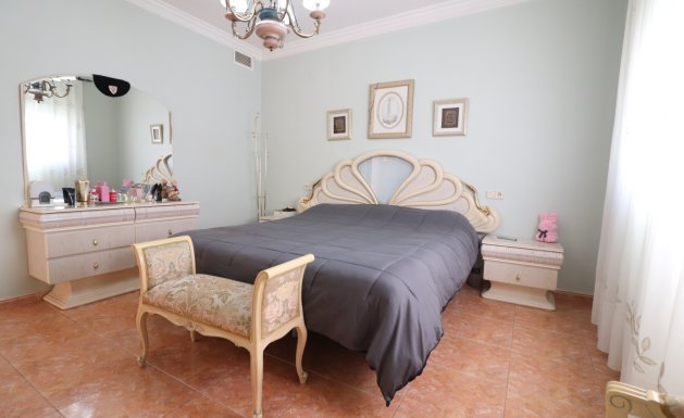 Reventa - Detached House / Villa - Almoradi - El Saladar