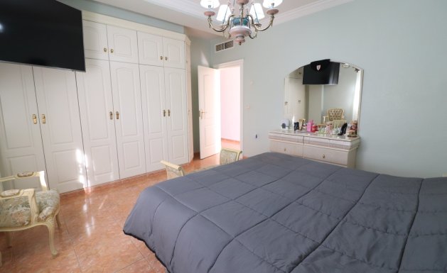 Reventa - Detached House / Villa - Almoradi - El Saladar