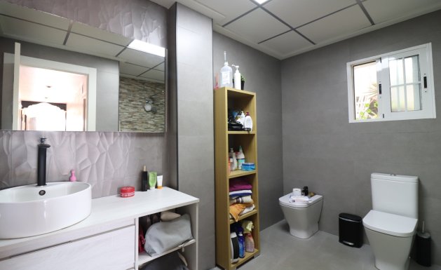 Reventa - Detached House / Villa - Almoradi - El Saladar