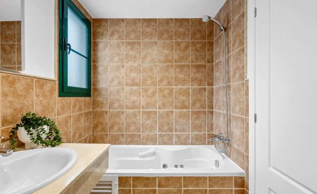 Resale - Apartment - Benidorm - Sierra cortina