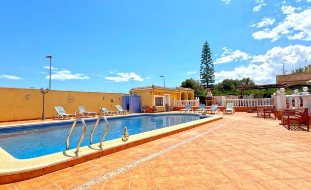 Resale - Detached House / Villa - Torrevieja - Los Balcones - Los Altos del Edén
