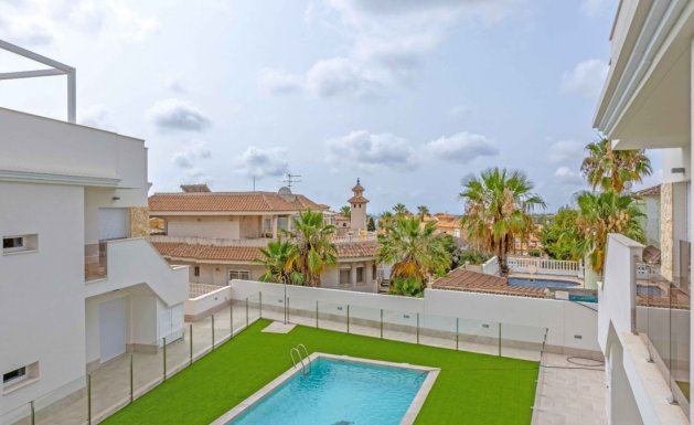 Resale - Apartment - Orihuela Costa - Villamartín
