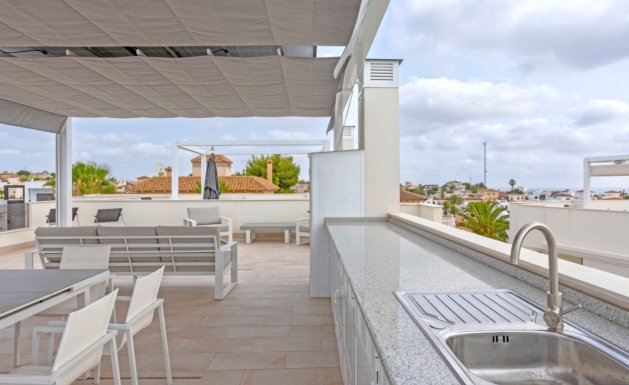 Resale - Apartment - Orihuela Costa - Villamartín