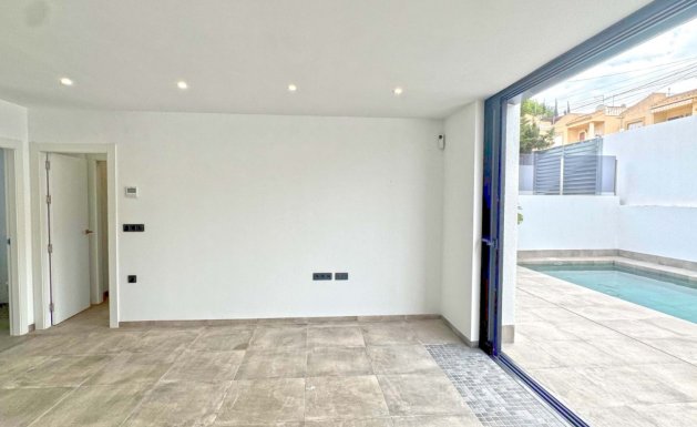 Resale - Detached House / Villa - Torrevieja - Los Balcones - Los Altos del Edén