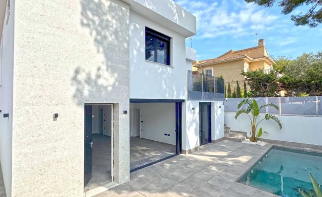Resale - Detached House / Villa - Torrevieja - Los Balcones - Los Altos del Edén