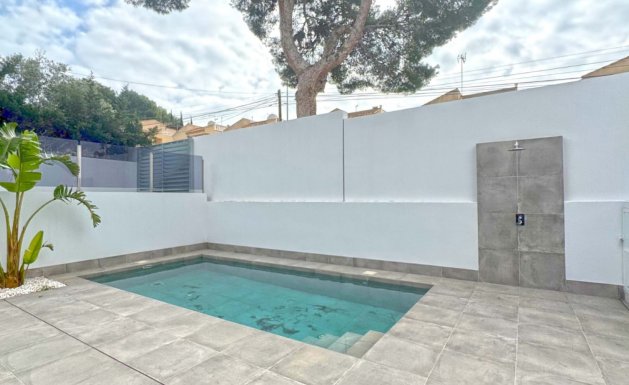 Resale - Detached House / Villa - Torrevieja - Los Balcones - Los Altos del Edén