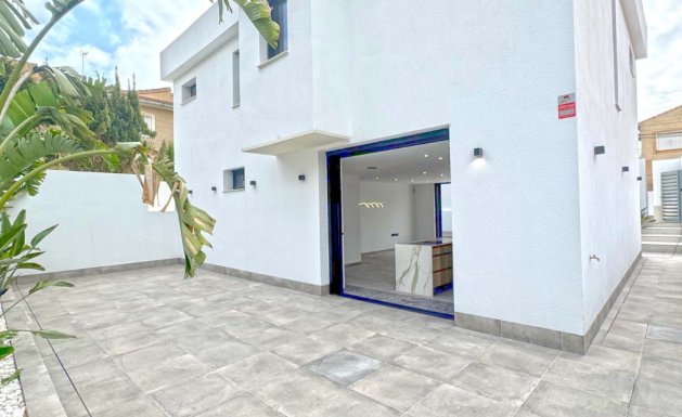 Resale - Detached House / Villa - Torrevieja - Los Balcones - Los Altos del Edén