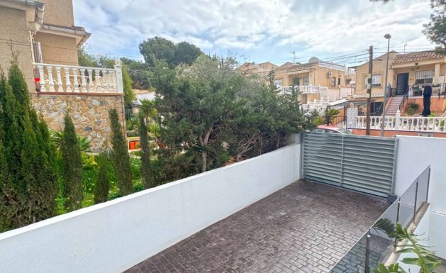 Resale - Detached House / Villa - Torrevieja - Los Balcones - Los Altos del Edén