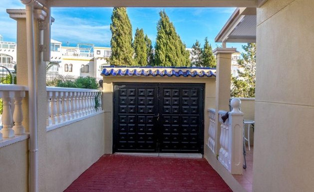 Herverkoop - Detached House / Villa - Orihuela Costa - Villamartín