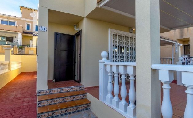 Herverkoop - Detached House / Villa - Orihuela Costa - Villamartín