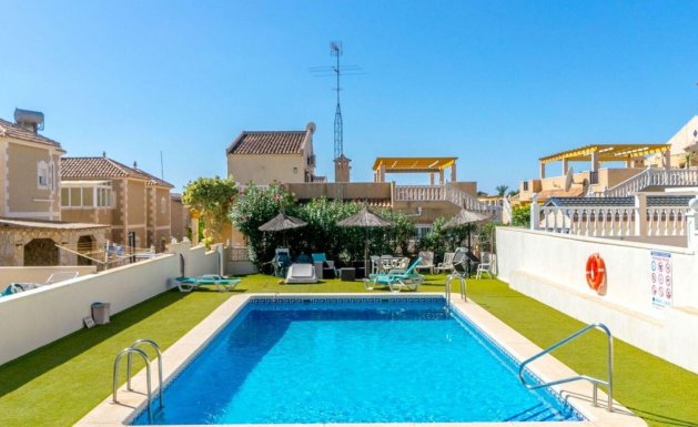 Herverkoop - Detached House / Villa - Orihuela Costa - Villamartín