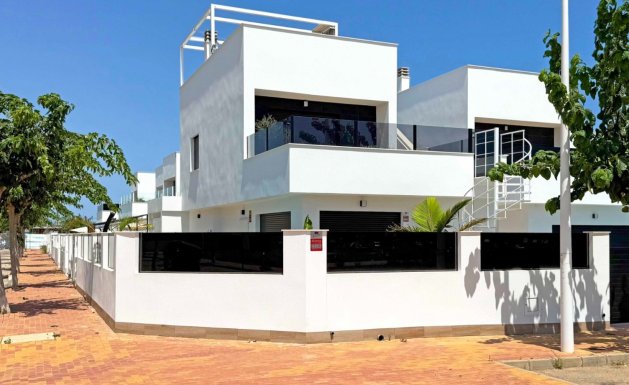 Herverkoop - Detached House / Villa - San Pedro del Pinatar