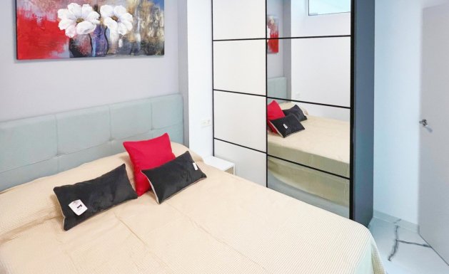 Resale - Apartment - Torrevieja - Playa del Cura