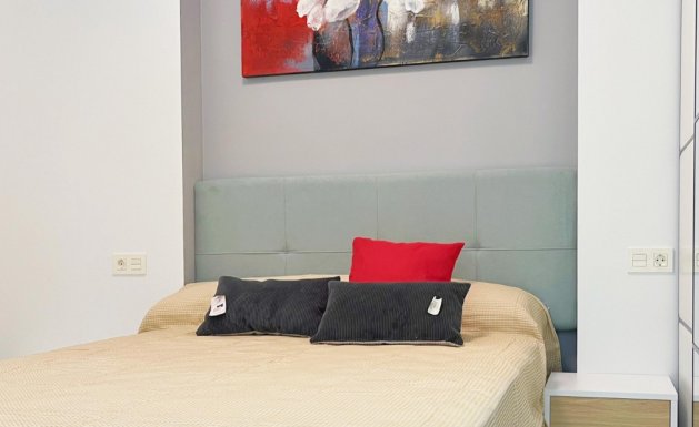 Resale - Apartment - Torrevieja - Playa del Cura