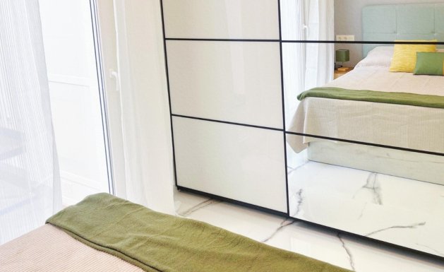 Resale - Apartment - Torrevieja - Playa del Cura