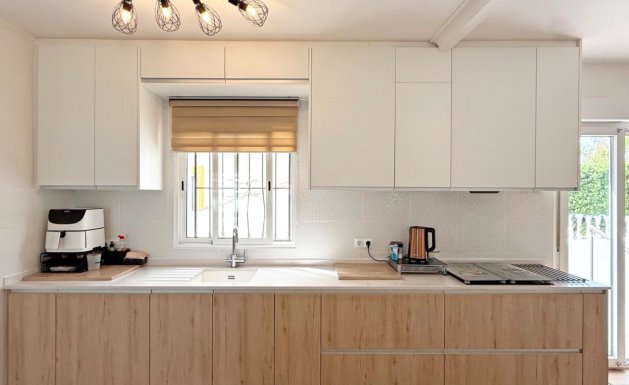 Resale - Detached House / Villa - Orihuela Costa - Villamartín