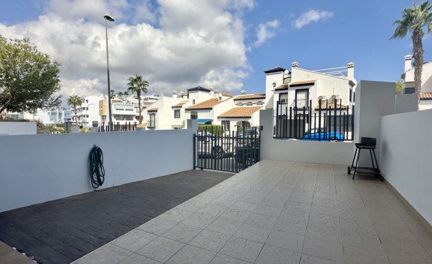 Resale - Apartment - Orihuela Costa - Villamartín