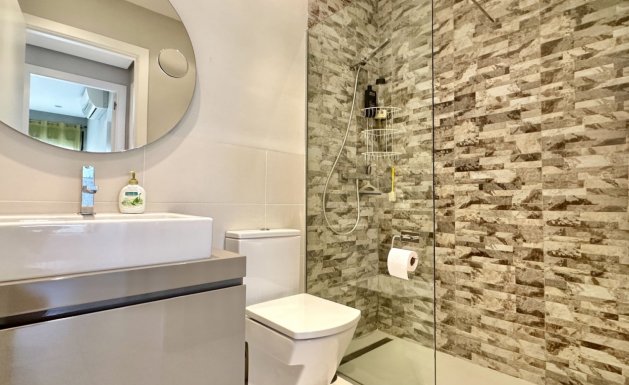 Resale - Apartment - Orihuela Costa - Villamartín