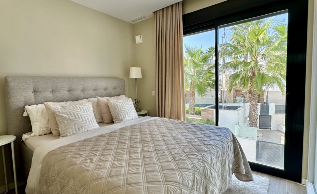 Resale - Detached House / Villa - Orihuela Costa - Lomas de Cabo Roig