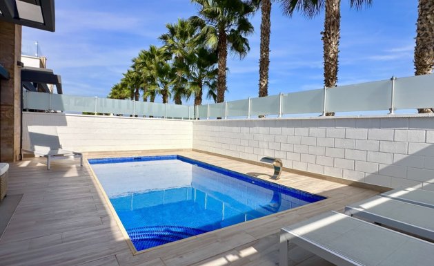 Resale - Detached House / Villa - Orihuela Costa - Lomas de Cabo Roig