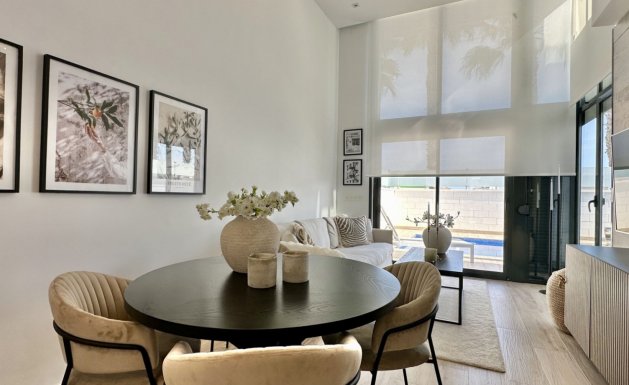 Resale - Detached House / Villa - Orihuela Costa - Lomas de Cabo Roig