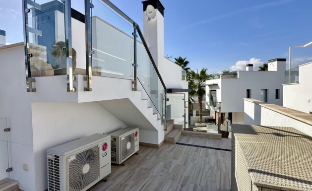 Resale - Detached House / Villa - Orihuela Costa - Lomas de Cabo Roig