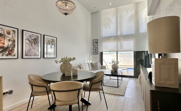 Resale - Detached House / Villa - Orihuela Costa - Lomas de Cabo Roig