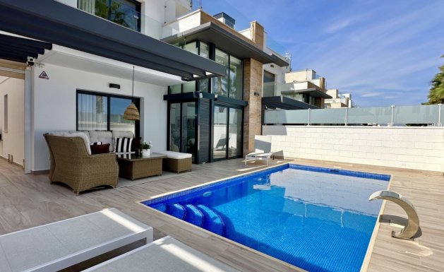 Resale - Detached House / Villa - Orihuela Costa - Lomas de Cabo Roig