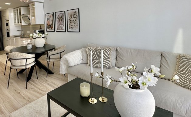 Resale - Detached House / Villa - Orihuela Costa - Lomas de Cabo Roig