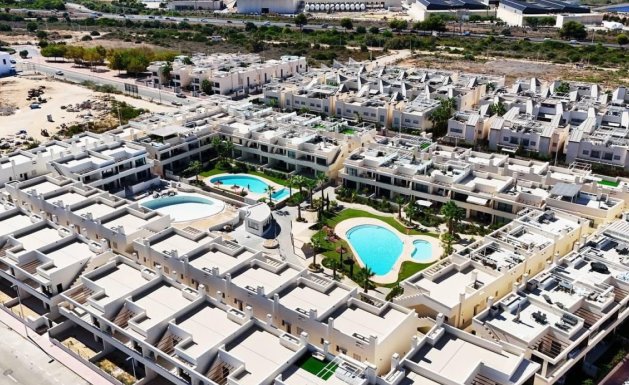 Resale - Apartment - Torrevieja - La Veleta