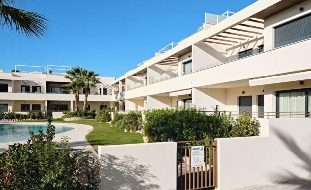 Resale - Apartment - Torrevieja - La Veleta