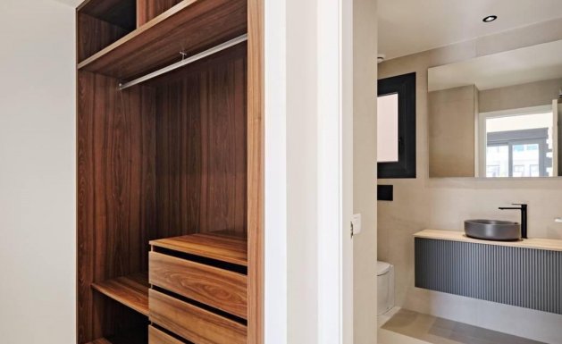 Resale - Apartment - Torrevieja - La Veleta