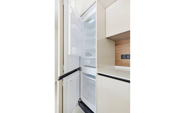 Resale - Apartment - Torrevieja - La Veleta